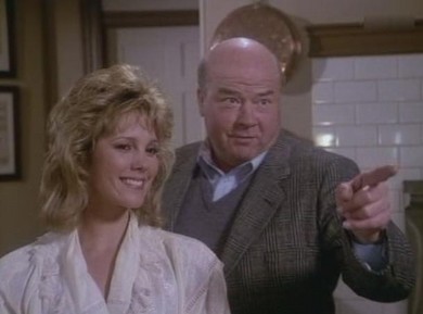 Angus MacGyver Trucs et Astuces - 1x11 Pris au Pi�ge - Karen et Pete